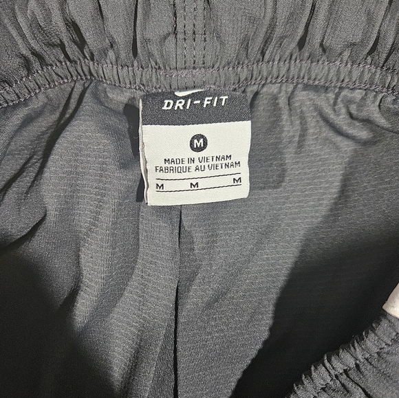 Nike Dri-FIT Pants Men’s Medium, Color: Charcoal - Picture 4 of 9